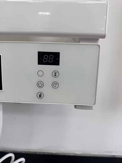 Radiatore elettrico per riscaldamento a infrarossi con montaggio a parete per ufficio domestico